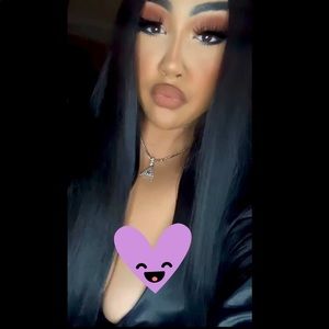 Meet your Posher, Ari